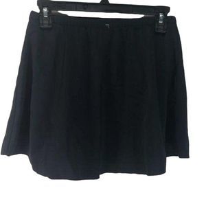 Mainstream Woman's‎ Black Skirted Swimsuit Size 14